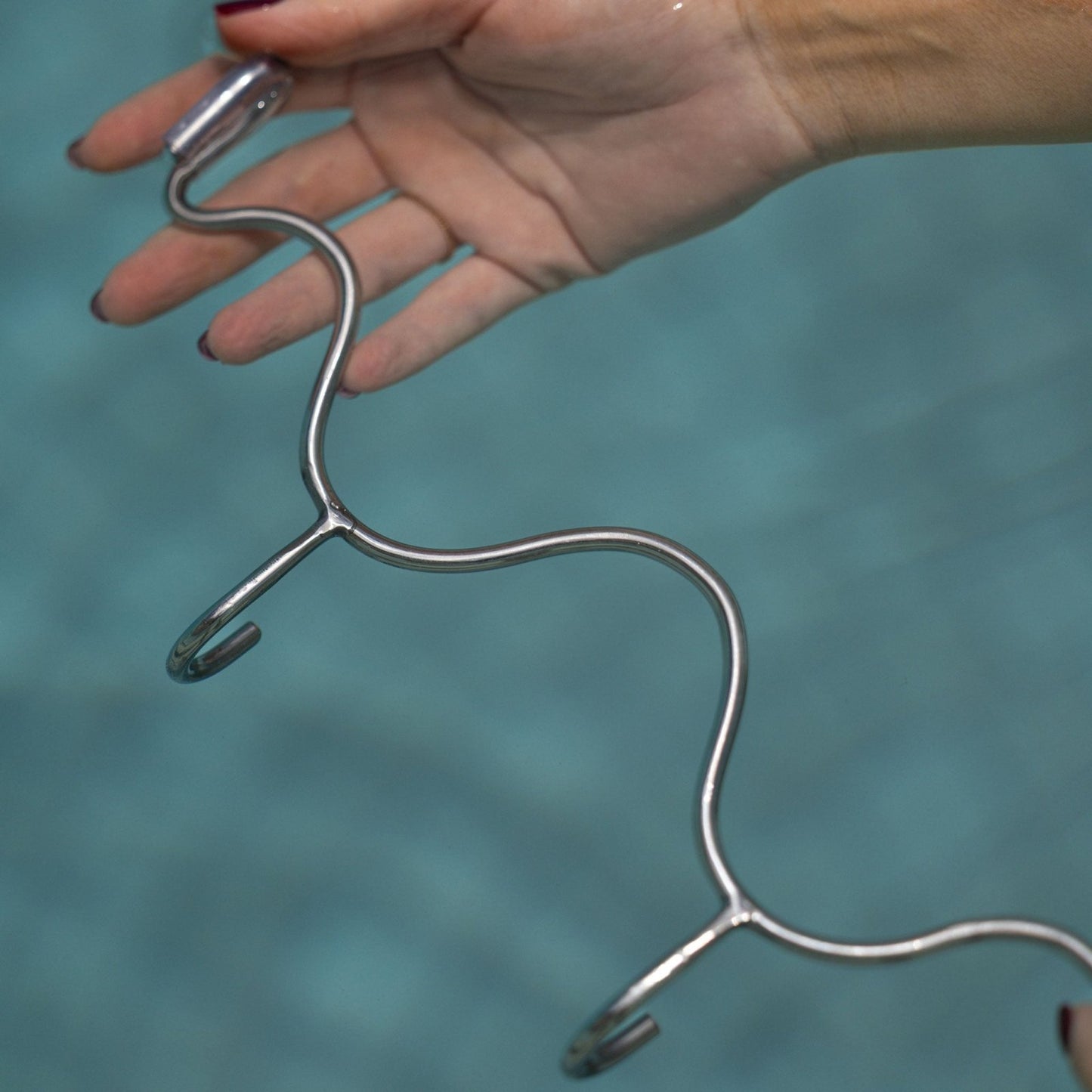 Riviera Poolside Hook Small